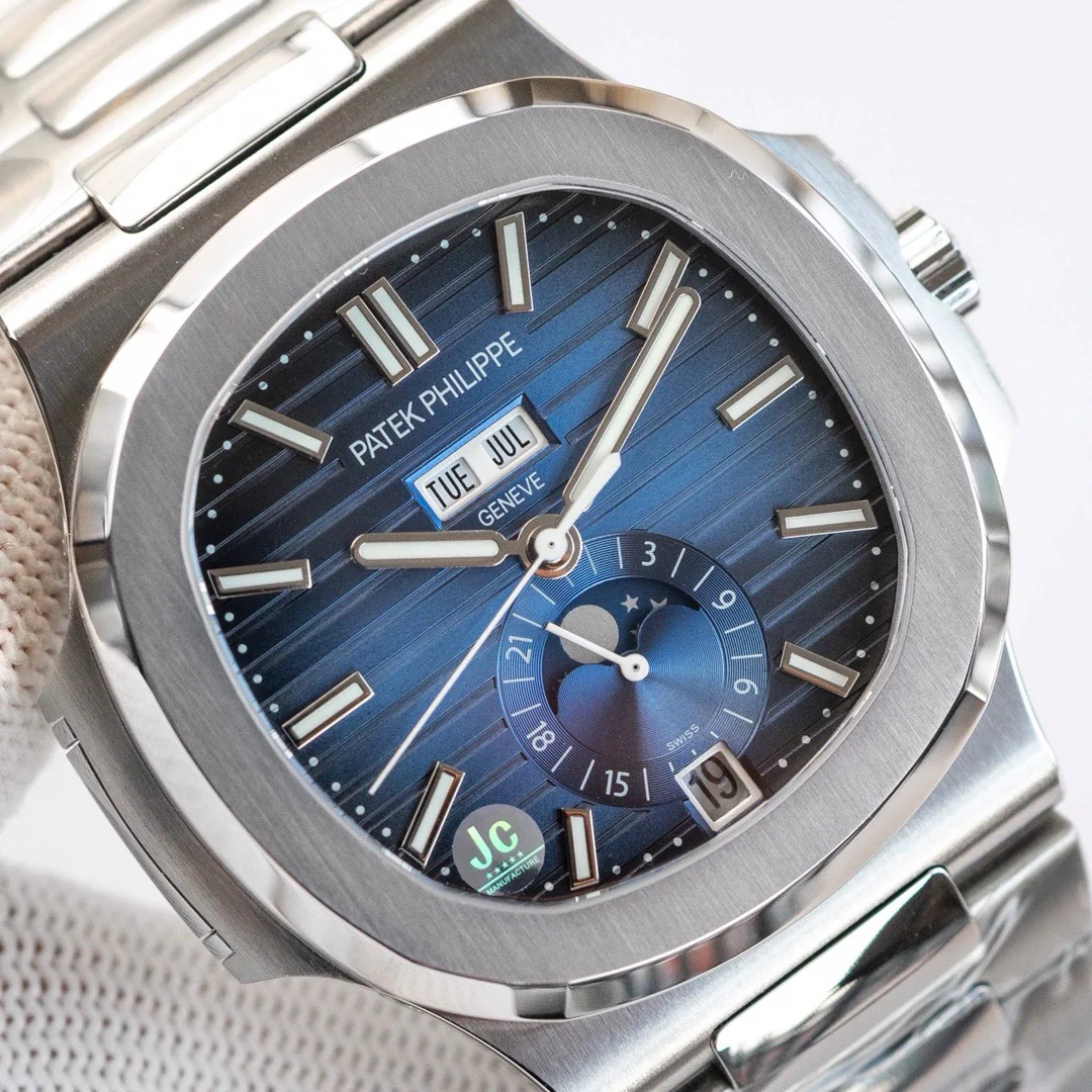 ساعة سويسرية أنيقة رياضية من سلسلة 5726/1A-014